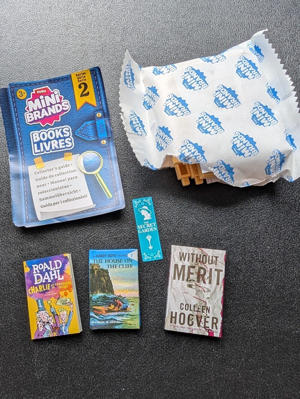 ZURU Mini Brands "Books" Series 2